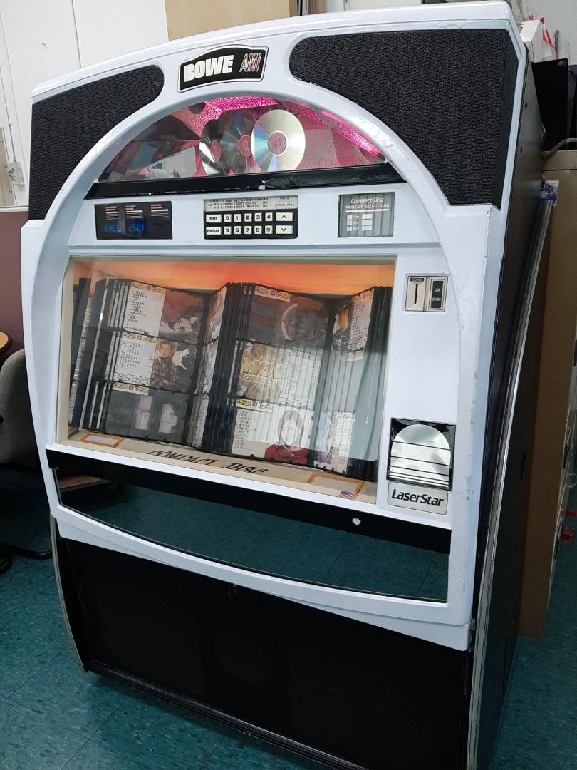 Vintage 100CD Jukebox, Audio, Other Audio Equipment on Carousell