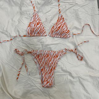 (Category: ) located in . Submitted by __d.ea (Listing ID 1180145707, Image 1). Description: .