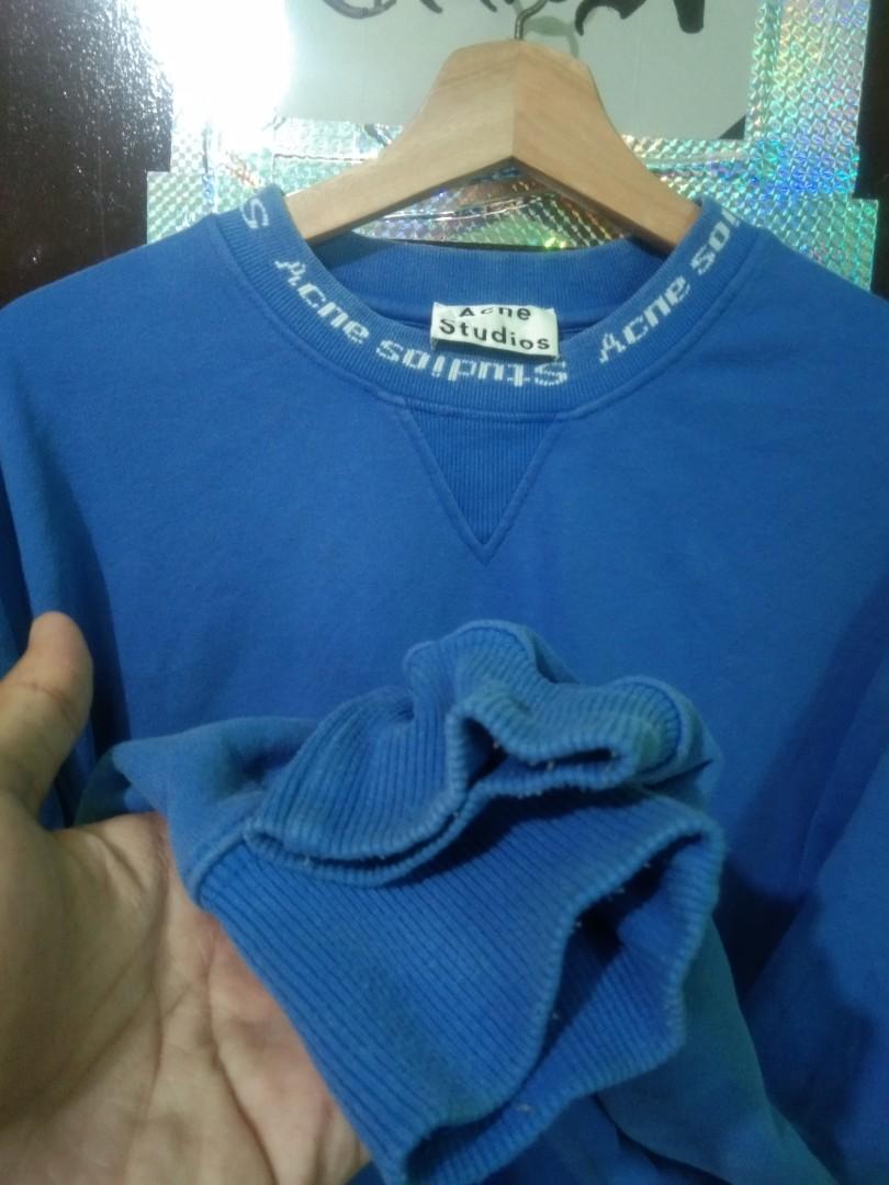 Acne studios FLOGHO sweater (Category: Coats, Jackets and Outerwear) located in Bacolod City. Submitted by PSGTHRIFTIES (Listing ID 1180501172, Image 3). Description: Verygood condition Need wash,unnoticeable stain color rate: 9.5/10 Size L Dimension:23x25½ DM if interested📩📩.