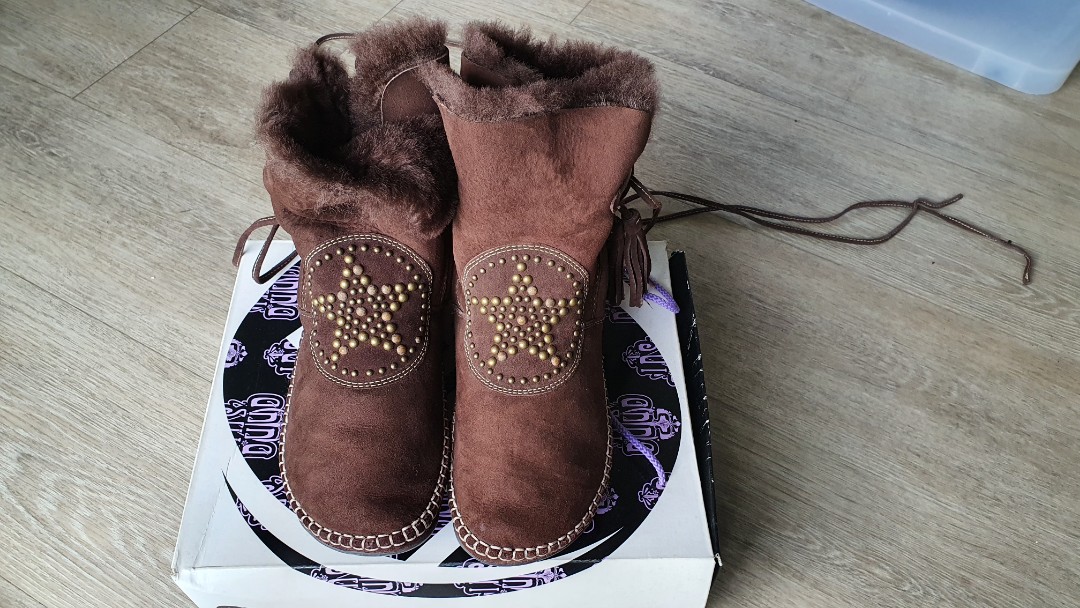 Anna Sui Fitflop winter boots Brand New Women s Fashion Footwear