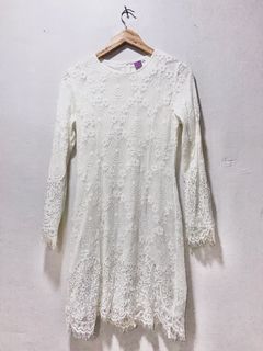 (Category: ) located in . Submitted by wardrobe2u_ (Listing ID 1180656968, Image 1). Description: .