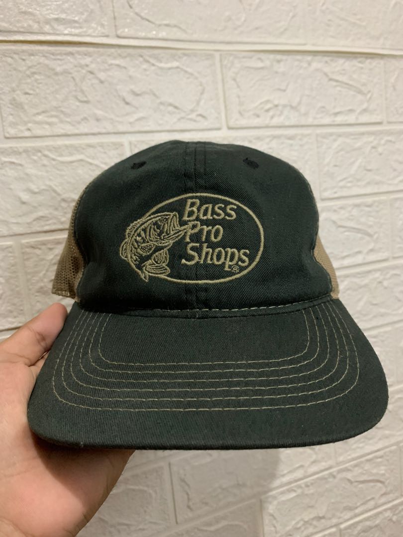 bass pro shop mens shoes