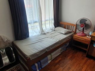 (Category: ) located in . Submitted by policemoh (Listing ID 1180509156, Image 1). Description: .