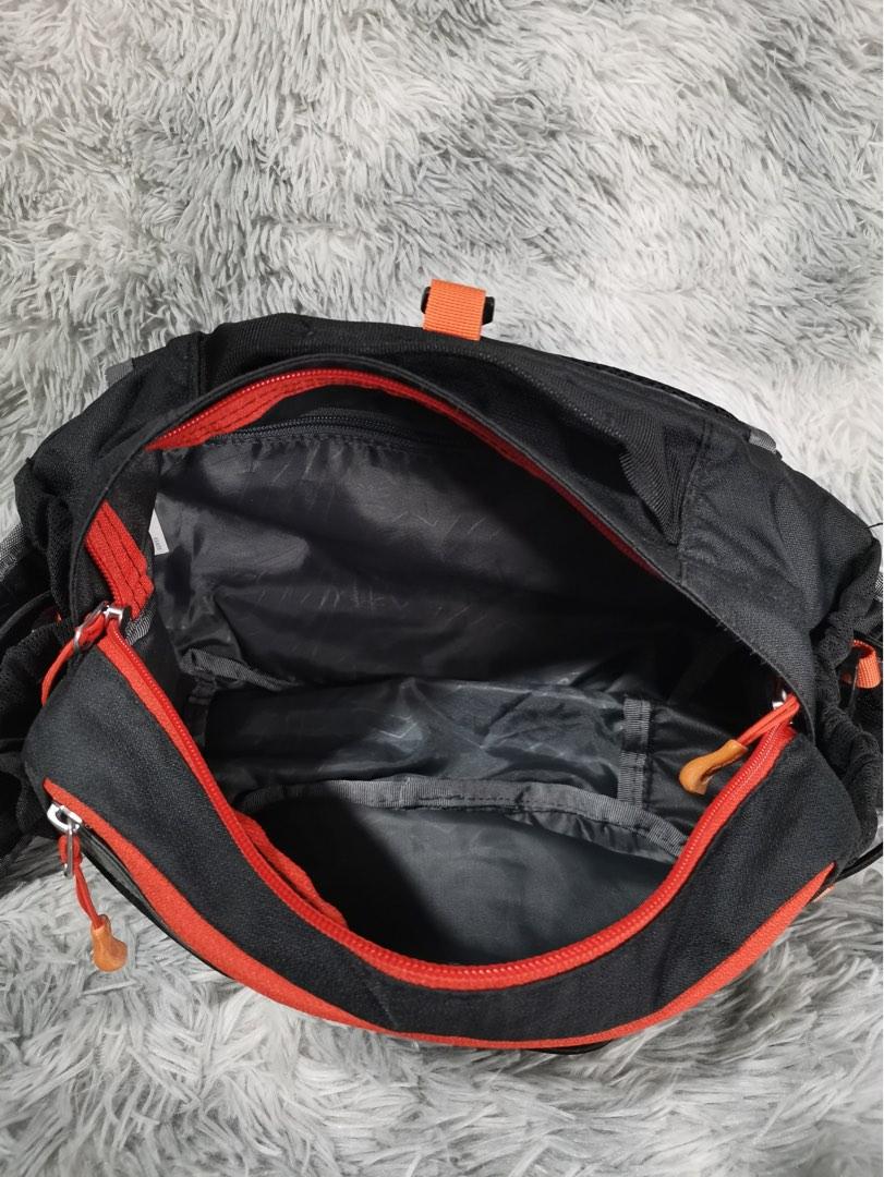 BIGPACK Waistpack/Backpack, Men's Fashion, Bags, Belt bags, Clutches