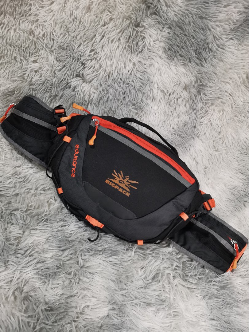 BIGPACK Waistpack/Backpack, Men's Fashion, Bags, Belt bags, Clutches