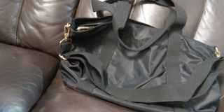 （分類：）位於 。 由 nly82 提交（商品編號 1180510555，圖片 1）。簡介： 。