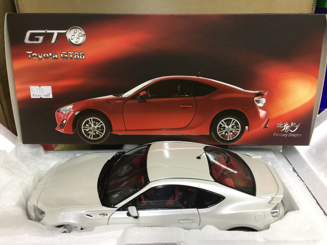 CENTURY DRAGON 世紀龍1/18 TOYOTA GT86 WHITE CDTO-1002 CD25-1 (P15M