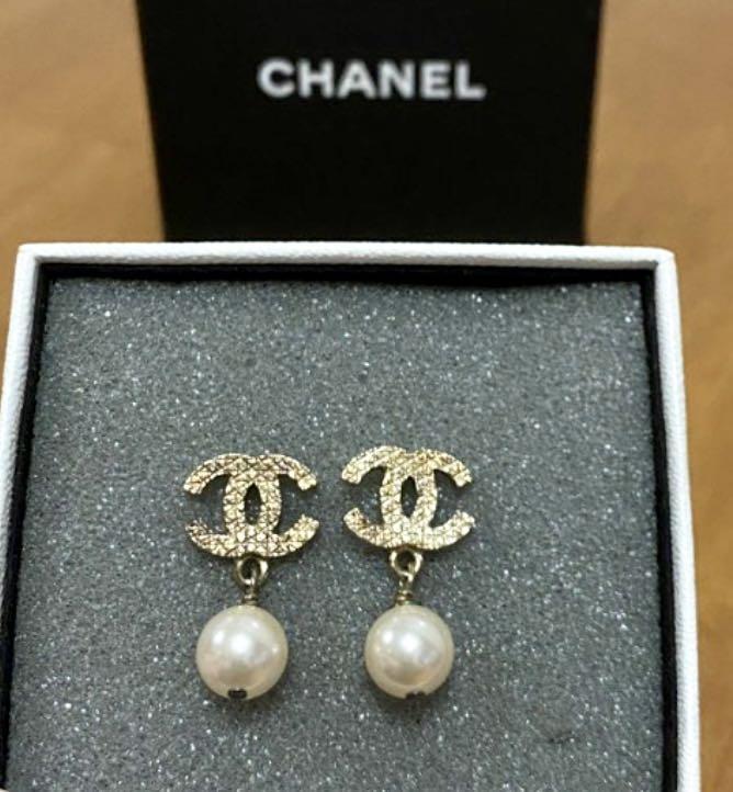 Chanel classic CC faux pearl drop earrings