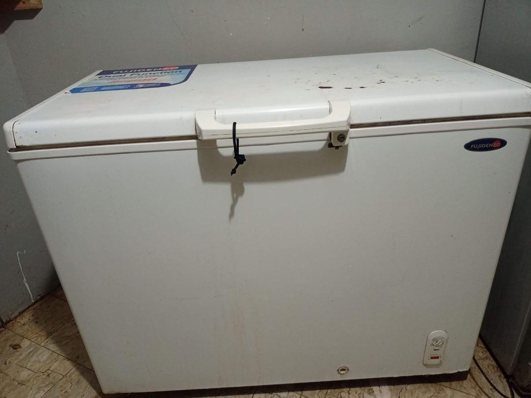 Chest Type Freezer (Fujidenzo), TV & Home Appliances, Kitchen