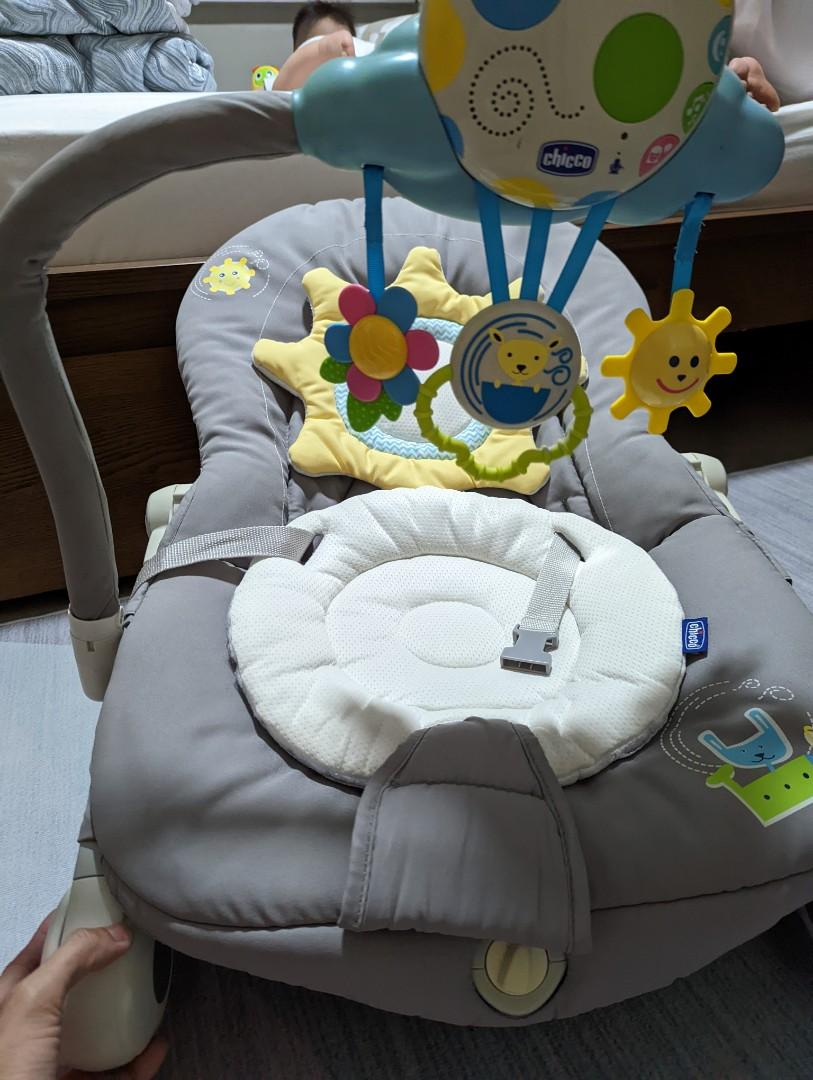 Chicco baby rocker, Babies & Kids, Baby Nursery & Kids Furniture, Other