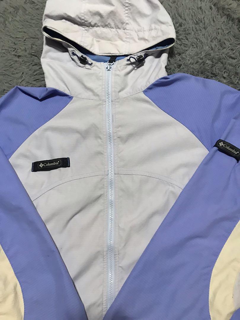 Columbia packable windbreaker, Men's Fashion, Coats, Jackets and