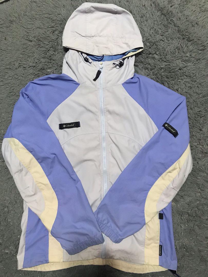 Columbia packable windbreaker, Men's Fashion, Coats, Jackets and