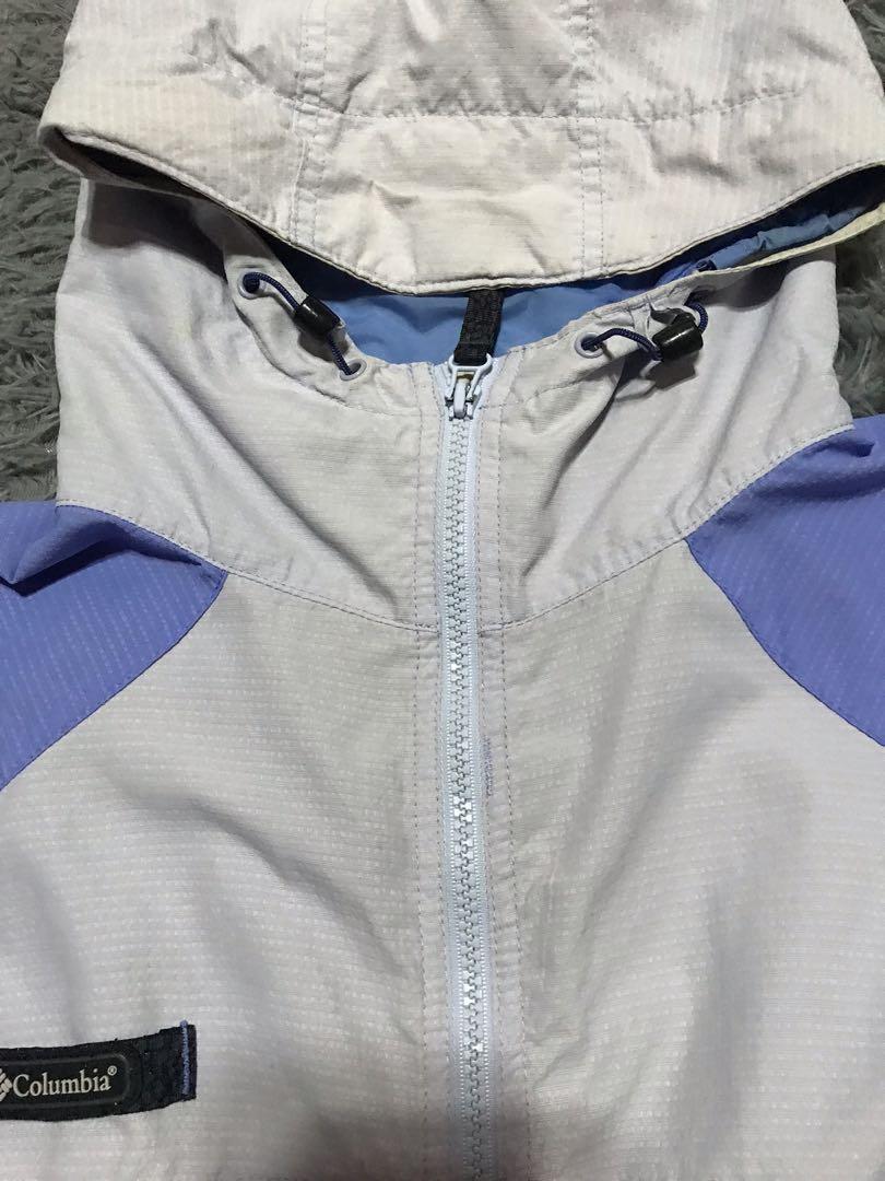 Columbia packable windbreaker, Men's Fashion, Coats, Jackets and