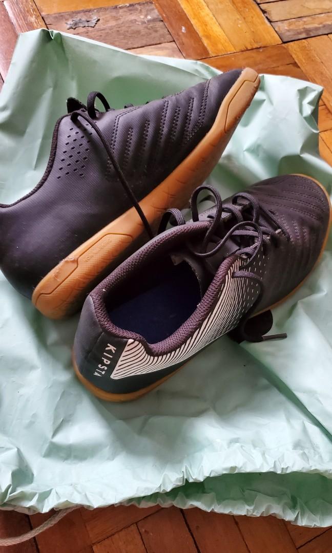 Decathlon leather shoes top