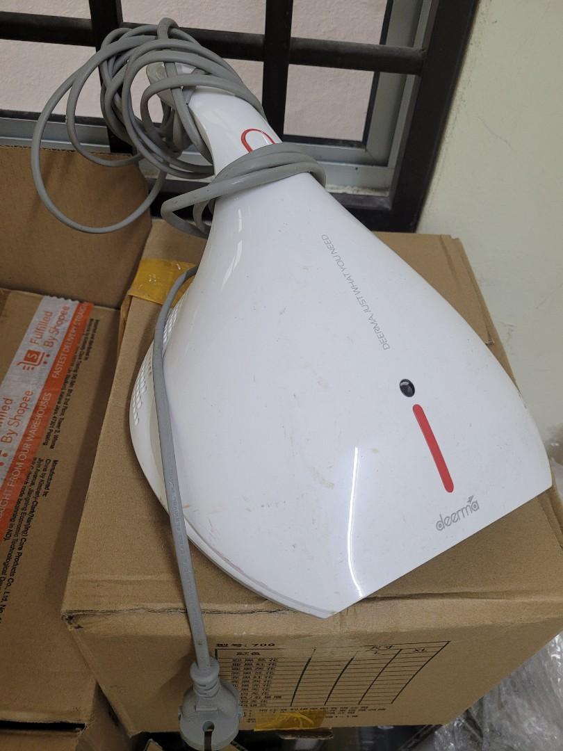 Deerma Vacuum sofa bed dll, TV & Home Appliances, Vacuum Cleaner