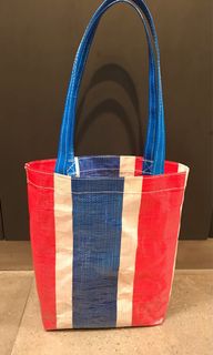 （分類：）位於 。 由 toomanystuff88 提交（商品編號 1174051852，圖片 1）。簡介： 。