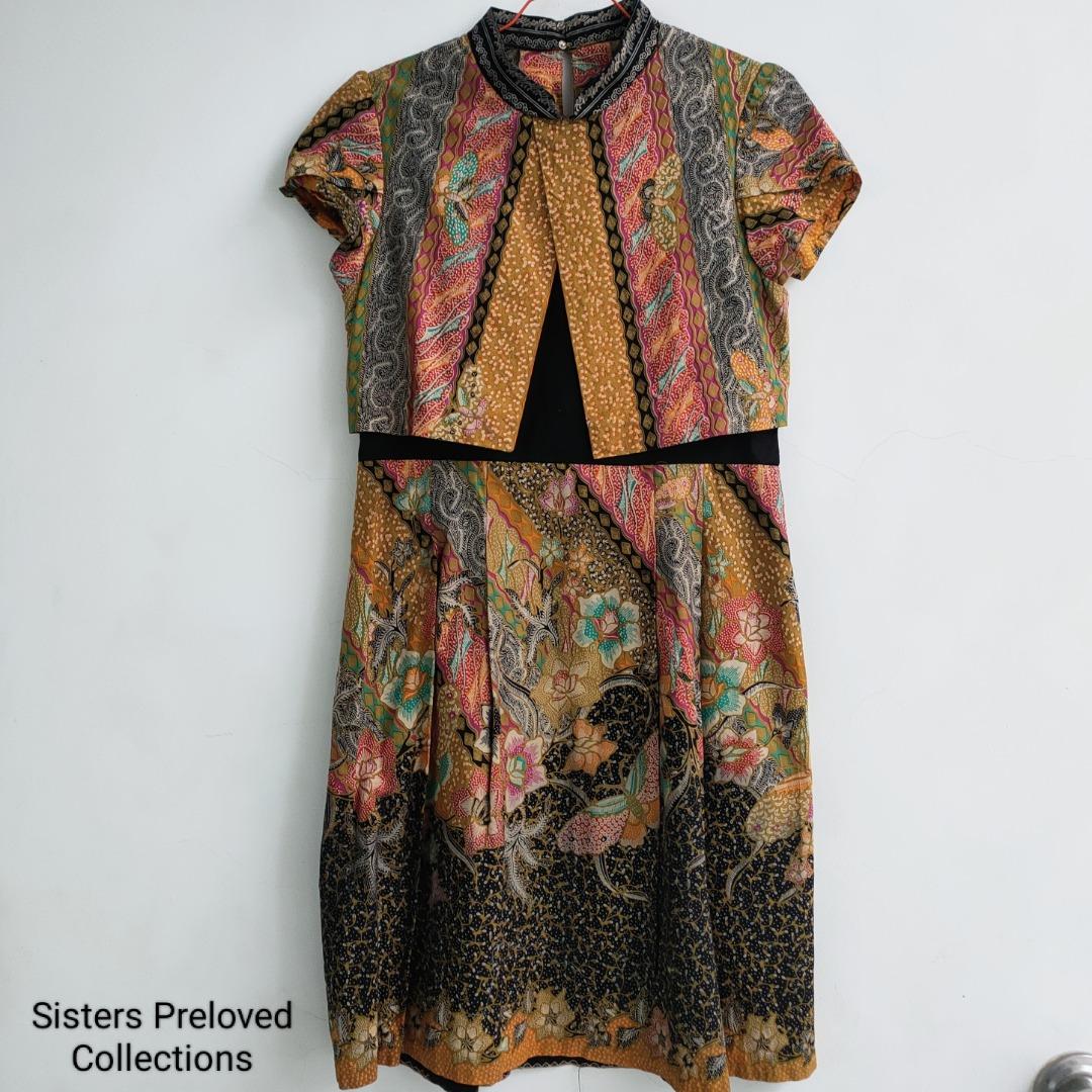 Model online dress kerja