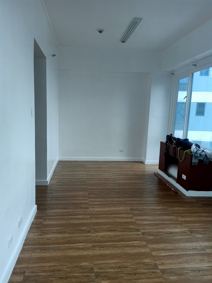 EASTWOOD PARKVIEW 2 1 BEDROOM UNIT FOR RENT PET FRIENDLY! (EASTWOOD