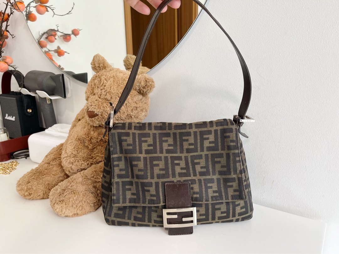 RARE Fendi FF Zucca Monogram Mini Box Handbag Pochette, Luxury, Bags &  Wallets on Carousell