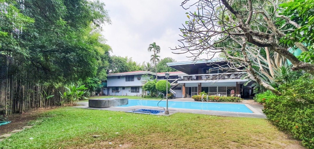 Code 7578 South Forbes Makati House and Lot, Property, For Sale