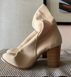 (Category: ) located in . Submitted by tdshops (Listing ID 1180594787, Image 1). Description: .