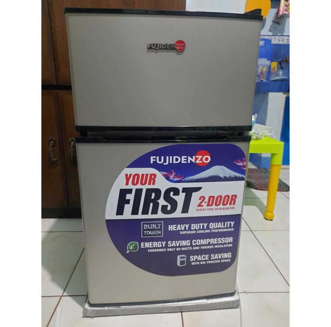 FUJIDENZO TWO DOOR PERSONAL REF, TV & Home Appliances, Kitchen