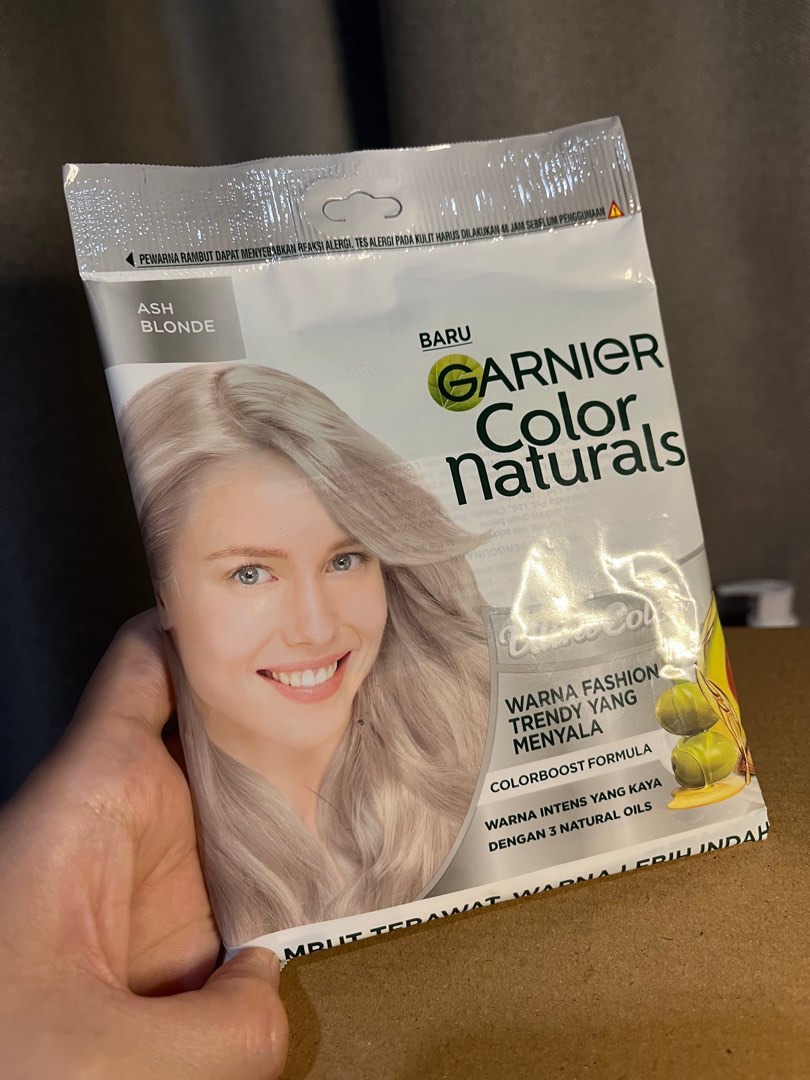Garnier color natural (ash blonde), Kesehatan & Kecantikan, Perawatan