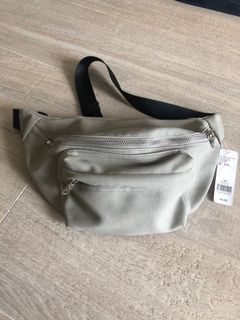 （分類：）位於 。 由 super_good_deal 提交（商品編號 1180495353，圖片 1）。簡介： 。