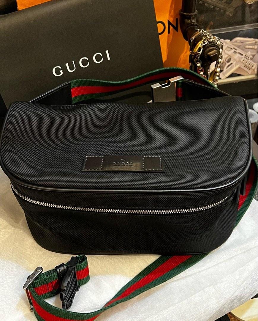 Gucci beltbag bumbag (Category: Luxury Bags & Wallets) located in Cavite. Submitted by rraaa32 (Listing ID 1180679175, Image 1). Description: Pristine condition.