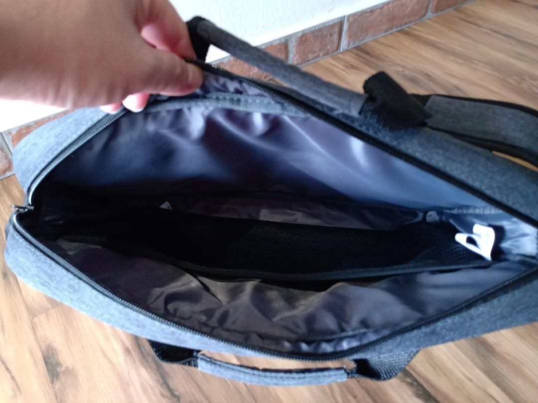 HP laptop bag with free wireless mouse, Computers & Tech, Parts