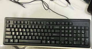 (Category: ) located in . Submitted by centrio.1 (Listing ID 1180613929, Image 1). Description: .