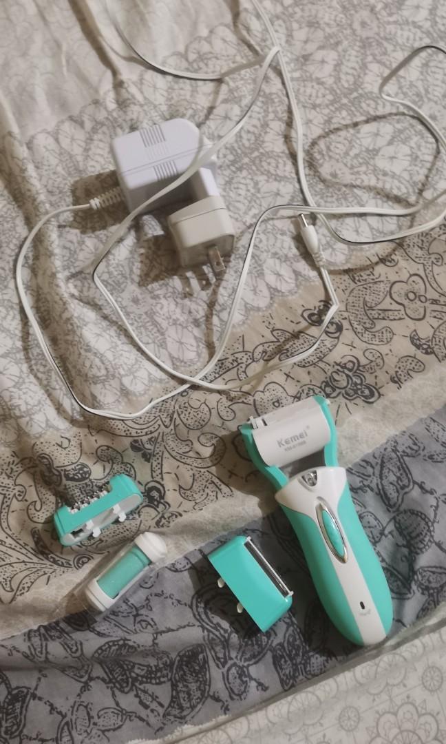 KEMEI EPILATOR, Beauty & Personal Care, Sanitary Hygiene on Carousell