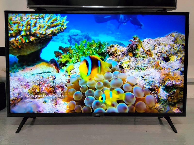 LG 43" Smart Tv 43UM7300PTA Condition: 8/10 $330 Delivery add $30, TV ...