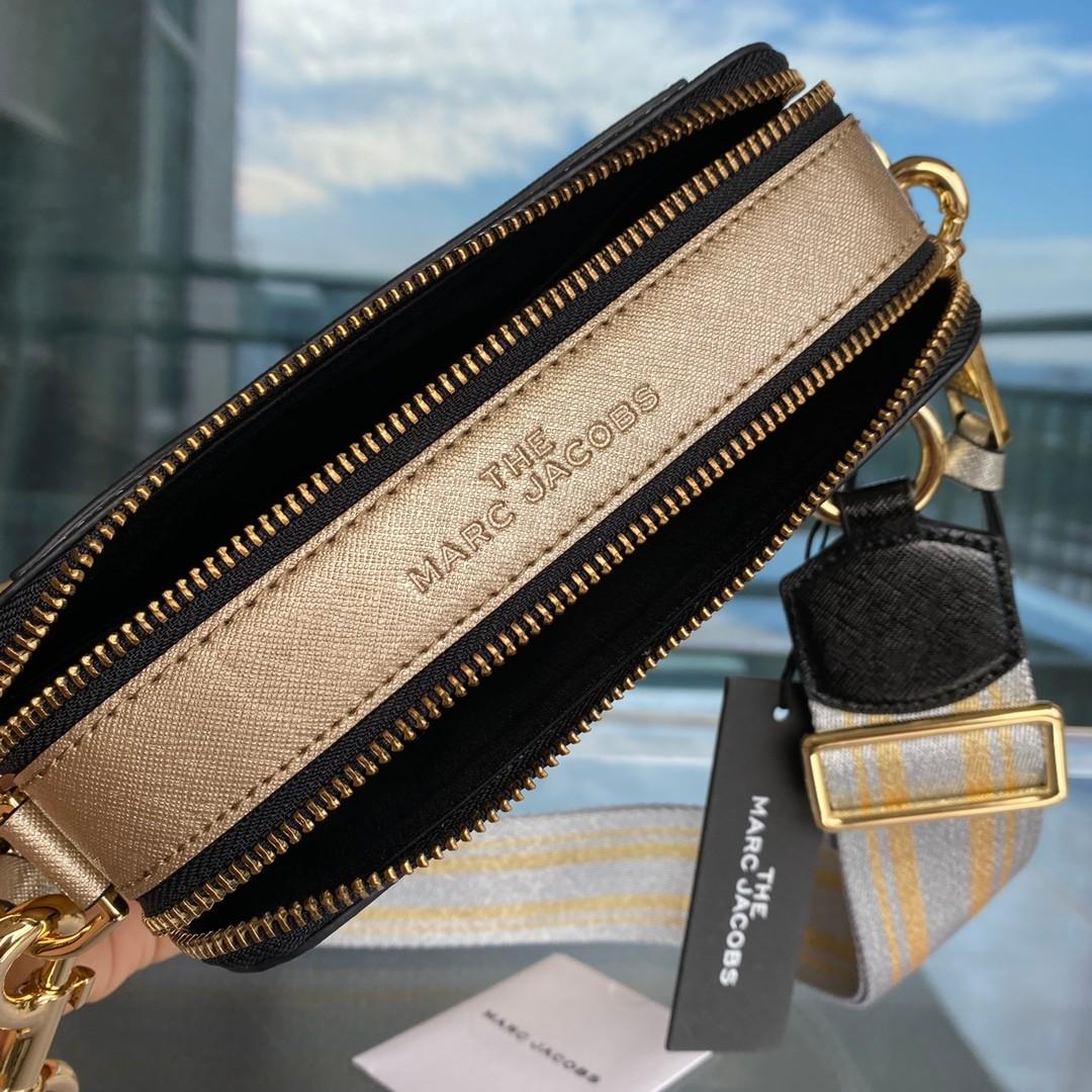 Marc Jacob Snapshot Bag black multi gold strap THE Series instock, Women's  Fashion, Bags & Wallets, Cross-body Bags on Carousell