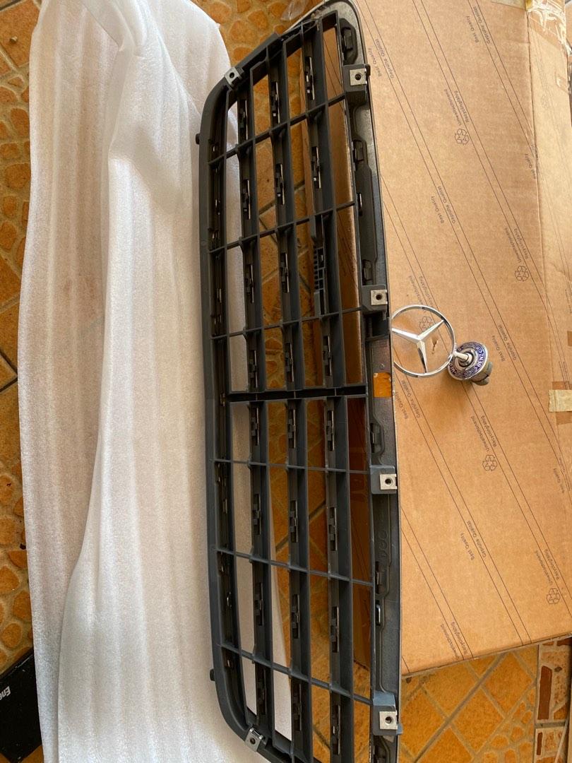 Mercedes Grill & Emblem W203, Auto Accessories on Carousell