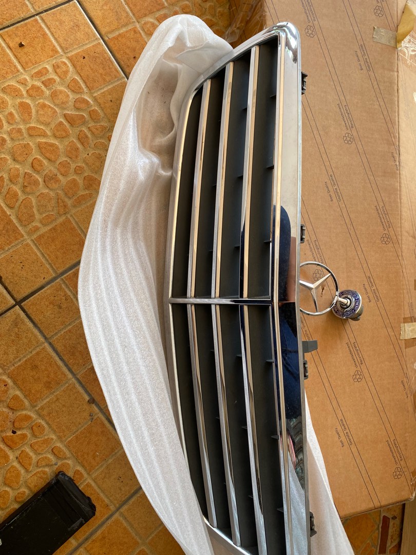 Mercedes Grill & Emblem W203, Auto Accessories on Carousell