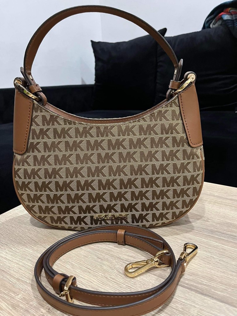 MICHAEL KORS LillIan small shoulder bag, Women's Fashion, Bags