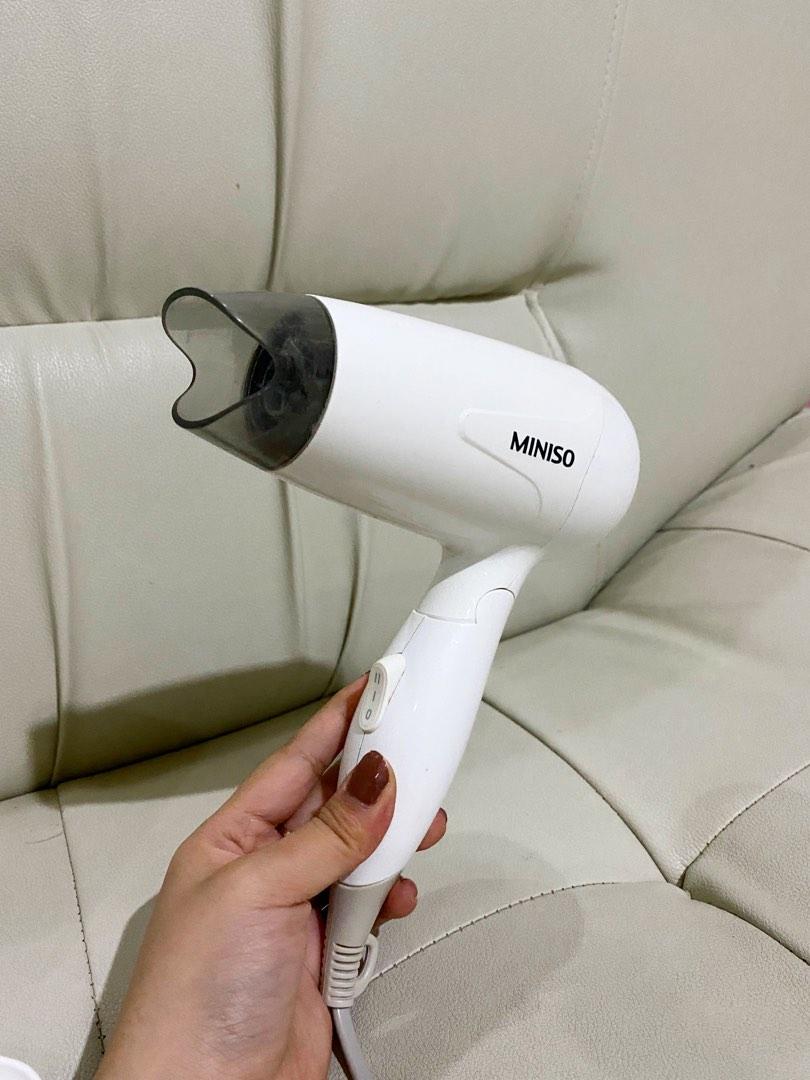 NETT Miniso Hairdryer 1200 Watt Kesehatan Kecantikan Perawatan Rambut di Carousell