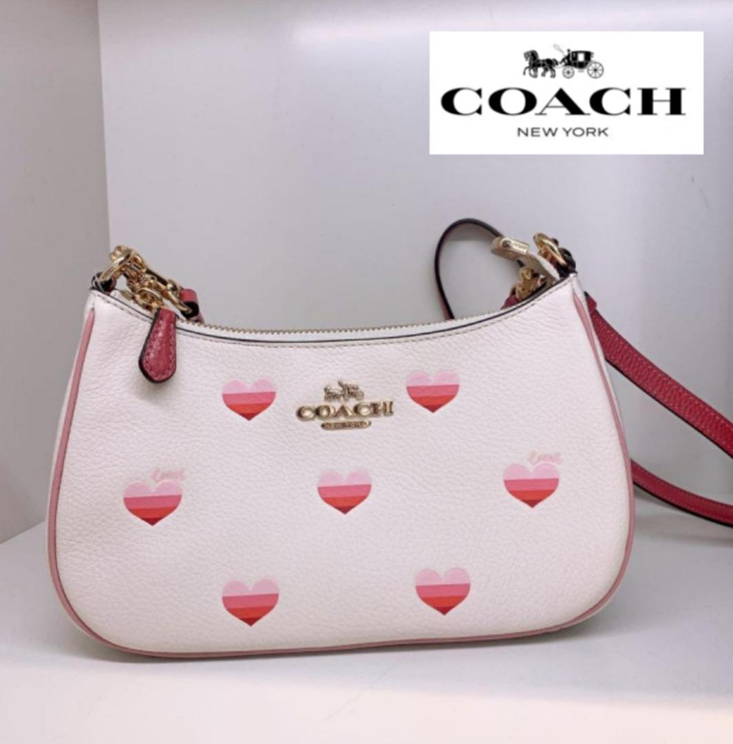 Coach shoulder bag store pink
