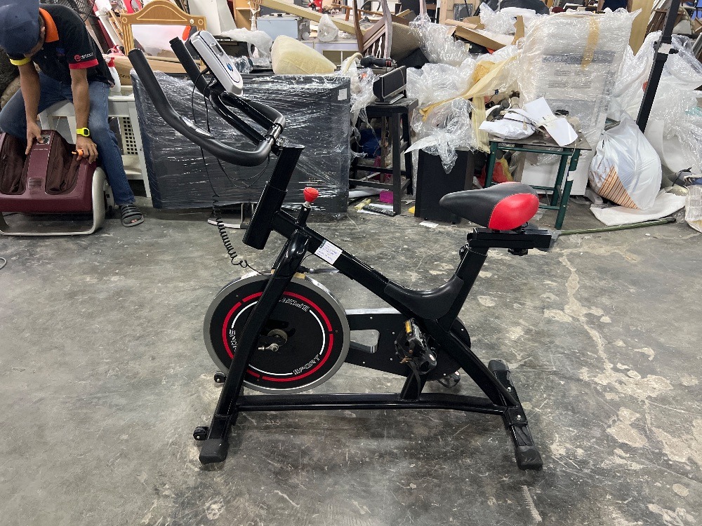 QMK Sport 1026 Stationary Bicycle Exercise Machine Mesin Senaman Basikal Pegun QMK Sport 1026