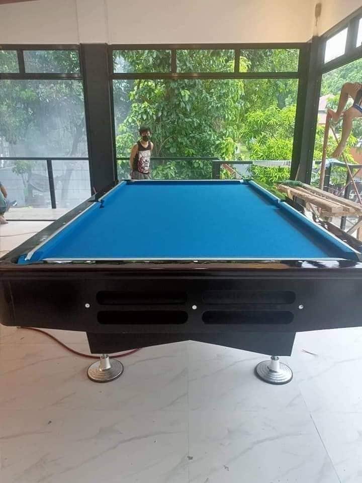 REYES STANDARD BILLIARD TABLE, Sports Equipment, Sports & Games