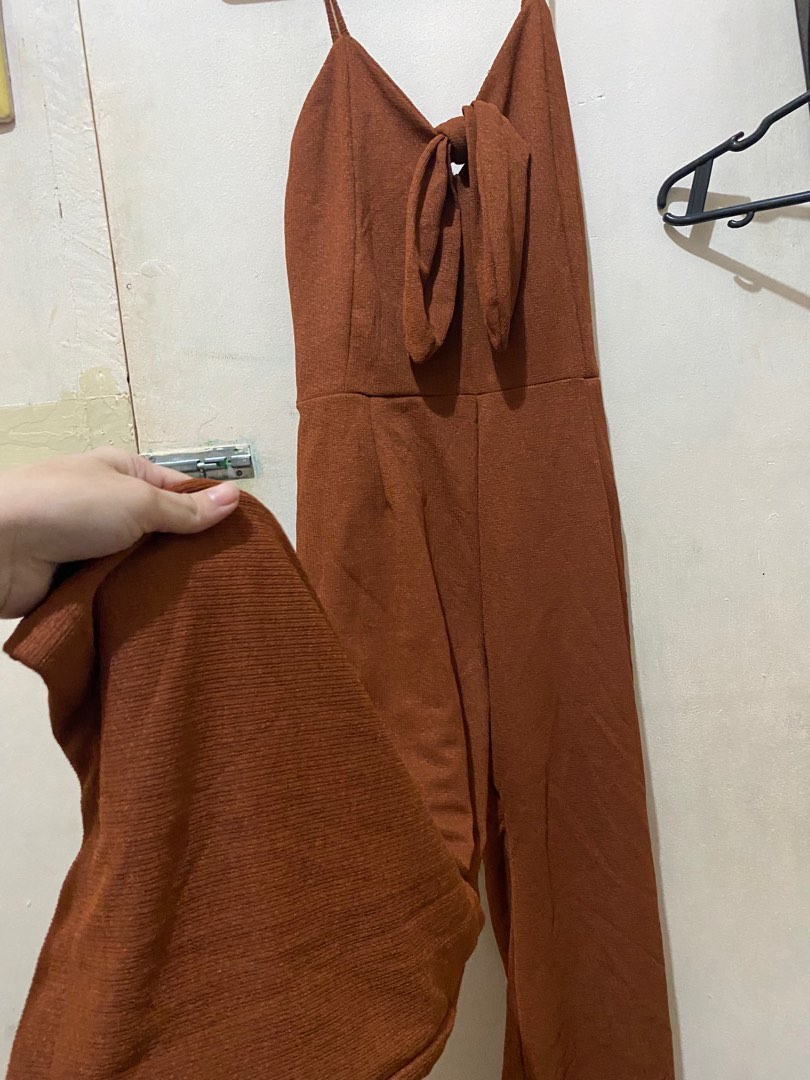 Rust jumpsuit, Women's Fashion, Dresses & Sets, Jumpsuits on Carousell