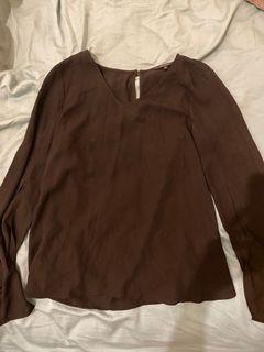 Size 6 portmans black blouse