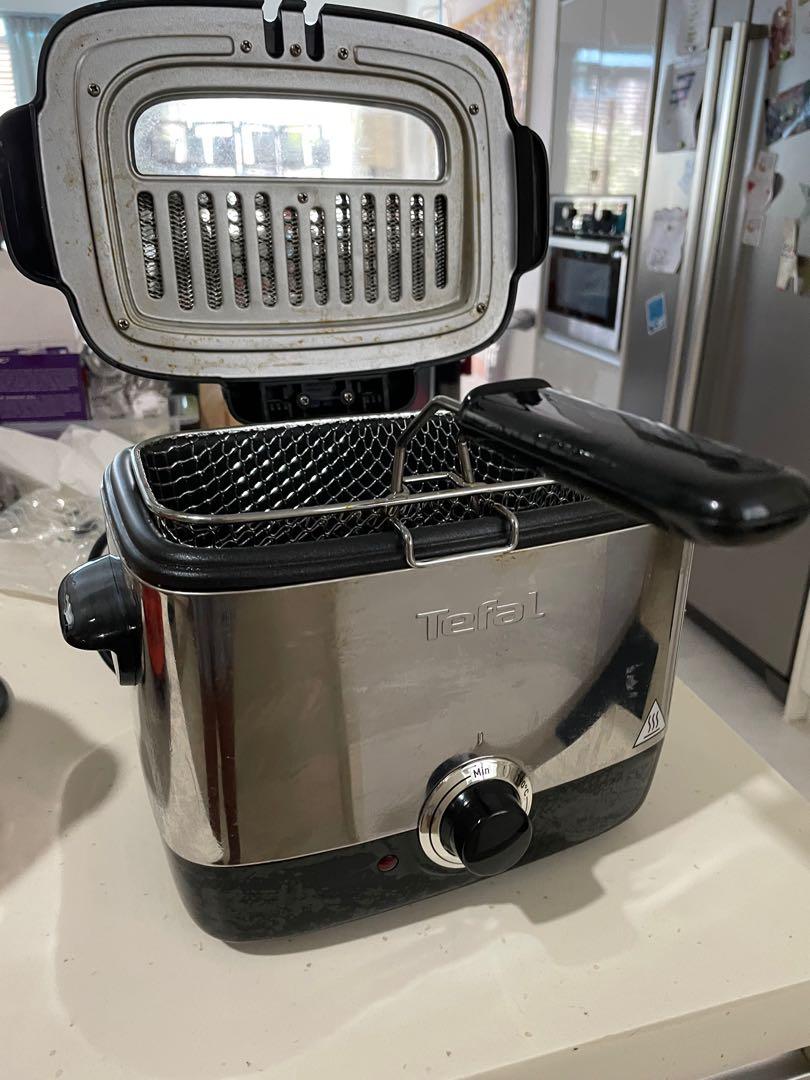 Tefal deep fryer, TV & Home Appliances, Kitchen Appliances, Fryers on