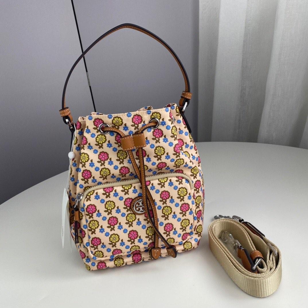 Tory Burch Virginia Floral Bucket Bag, Women's Fashion, Bags & Wallets,  Cross-body Bags on Carousell