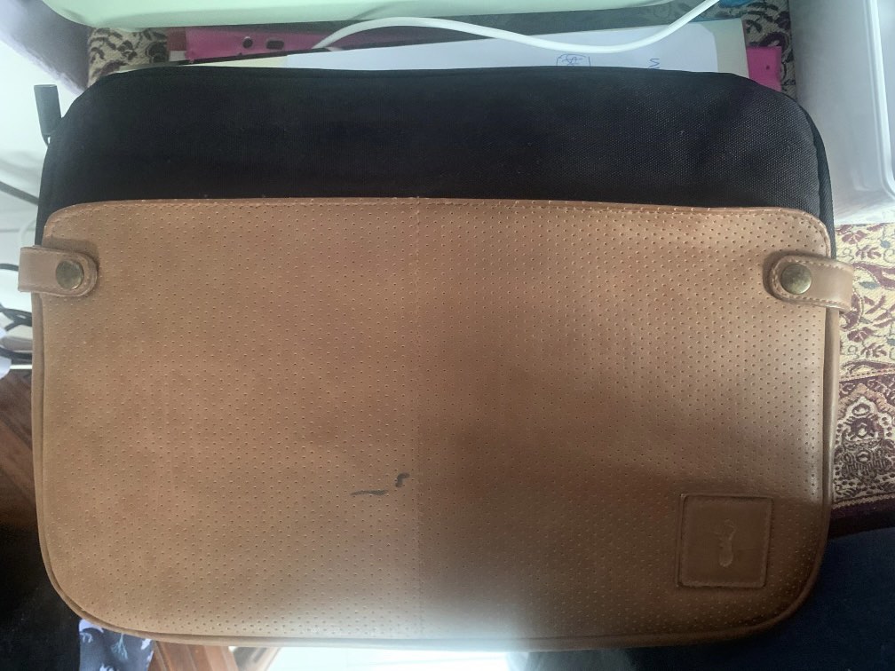 Typo laptop sleeve/bag 14 inch, Computers & Tech, Parts & Accessories