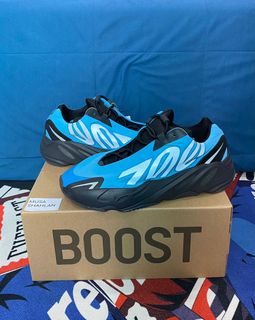 (Category: ) located in . Submitted by sneakerfoot13 (Listing ID 1180504215, Image 1). Description: .