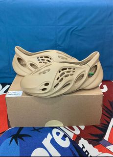 (Category: ) located in . Submitted by sneakerfoot13 (Listing ID 1180505185, Image 1). Description: .