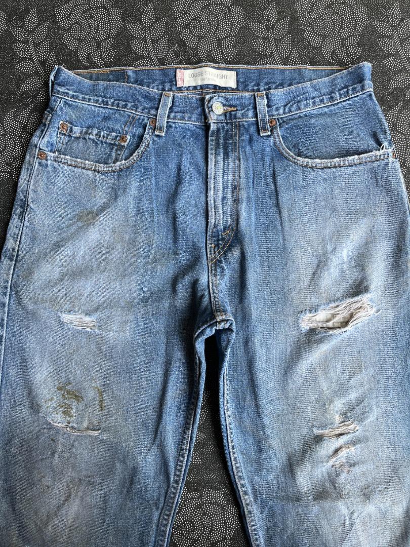 Vintage Levis 569 Distressed Jeans - J181, Men's Fashion, Bottoms, Jeans on  Carousell