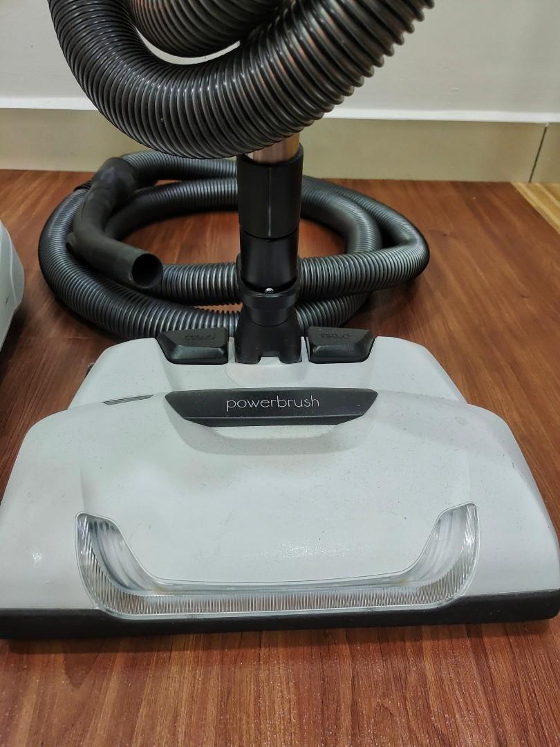 Vivenso Vacuum Cleaner with Water Tank (Pro Aqua), TV & Home Appliances